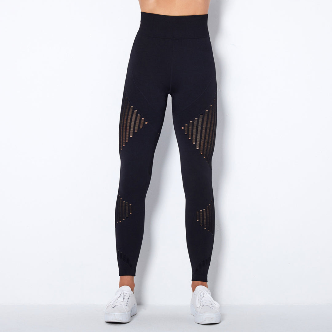 NeleniaLeggings-black Vorderansicht